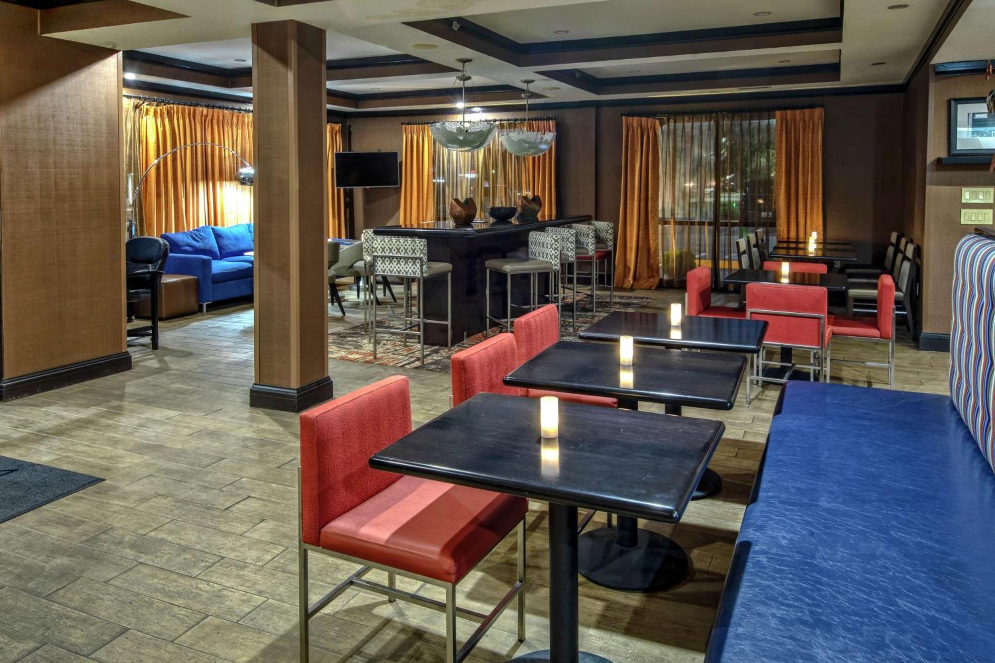 Hampton Inn Tullahoma Ngoại thất bức ảnh