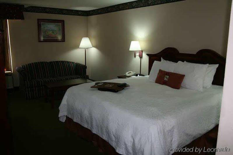 Hampton Inn Tullahoma Ngoại thất bức ảnh